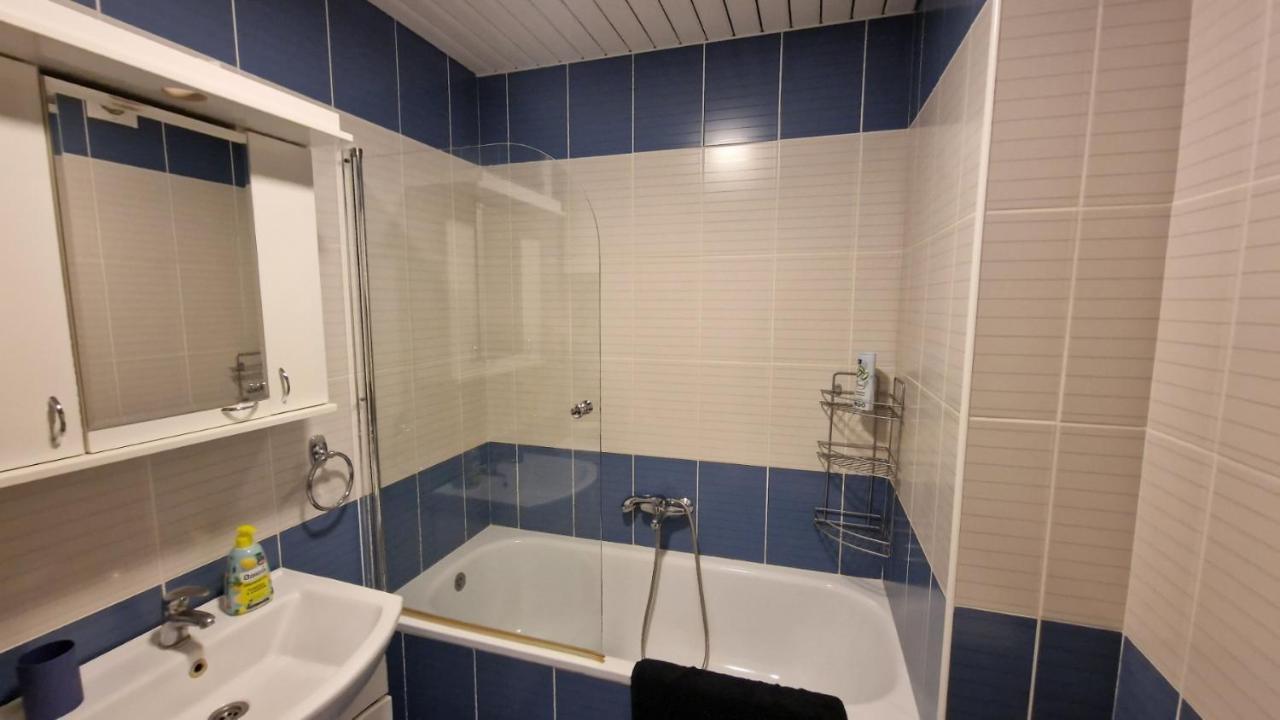 Lux Apartman Ava Kikinda Exterior foto